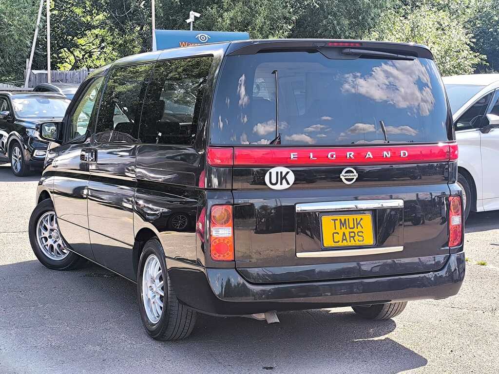 Nissan Elgrand 2.5 200808 8 Seats Camper Van Ulez Fr Black #3