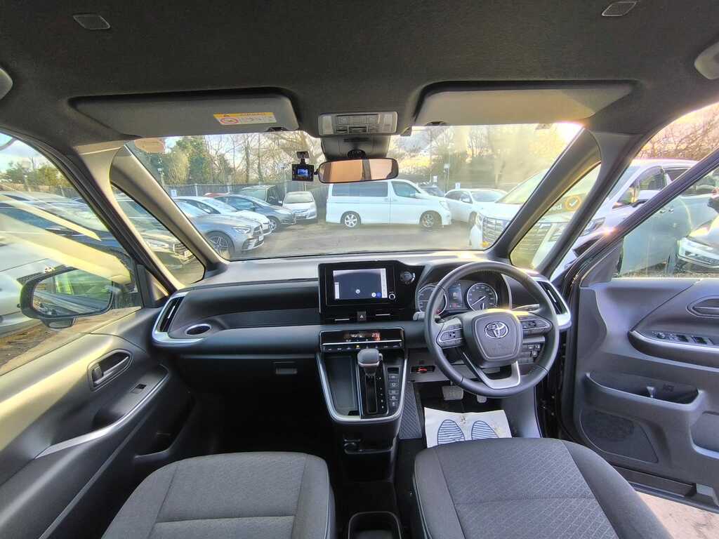 Toyota Voxy Mpv Blue #14