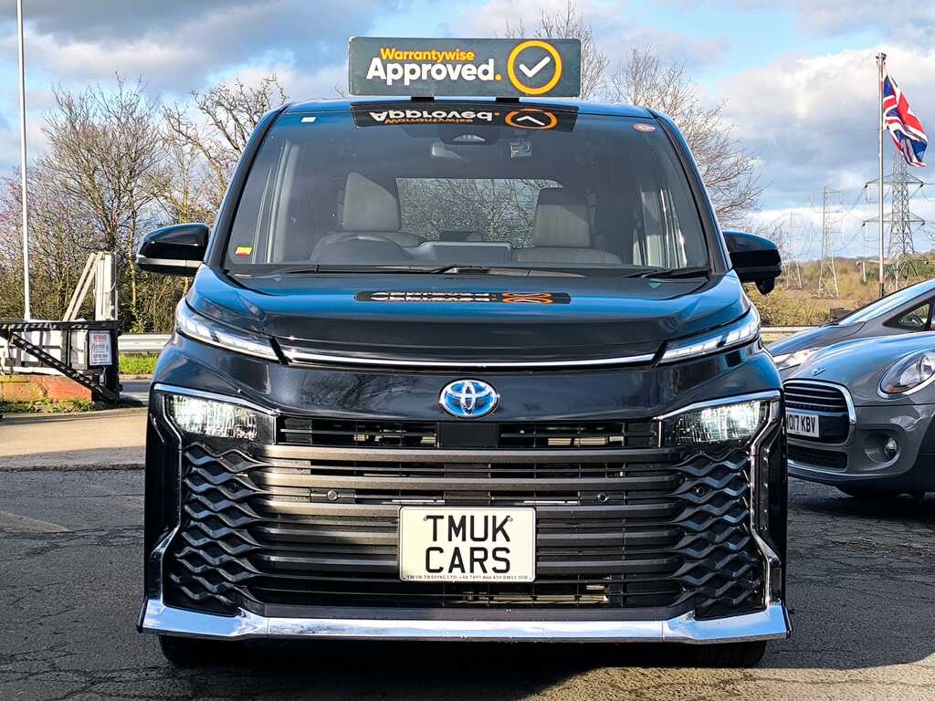 Toyota Voxy Mpv Blue #7