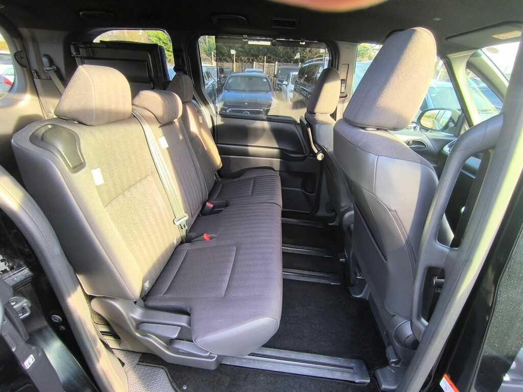 Toyota Voxy Mpv Blue #11