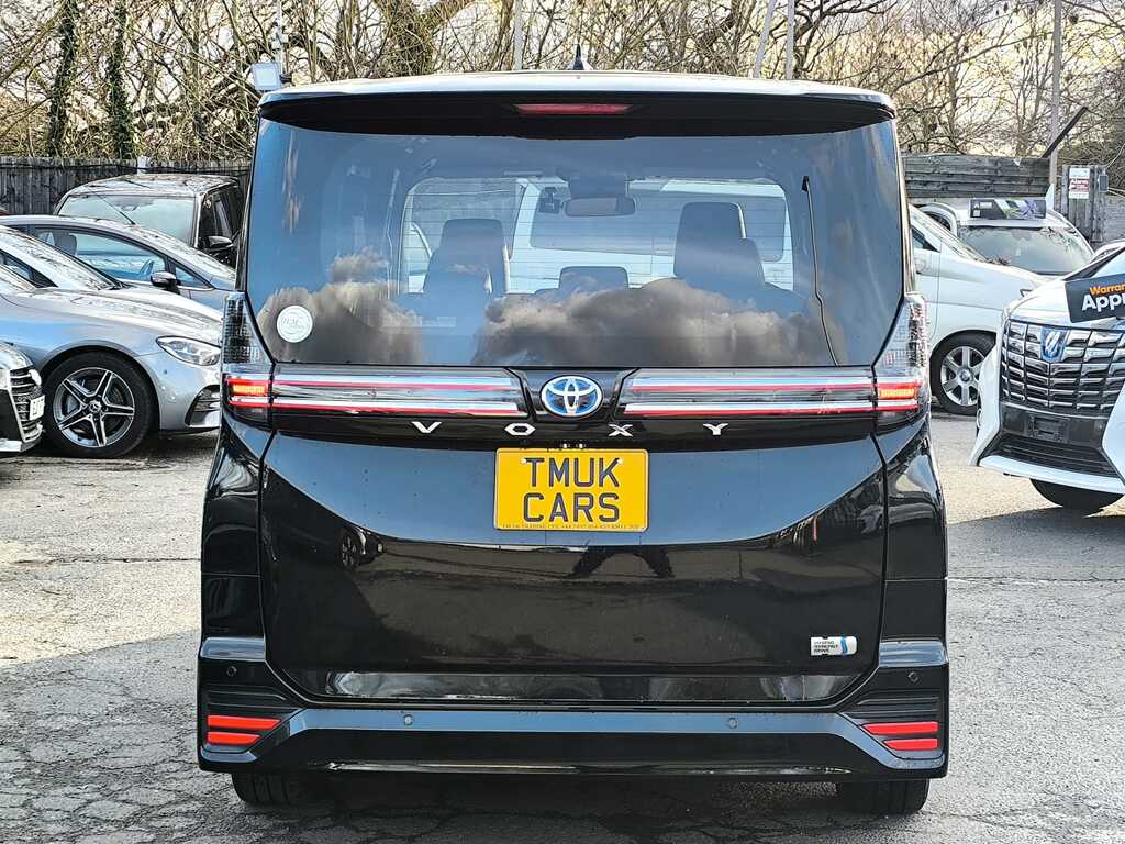 Toyota Voxy Mpv Blue #8