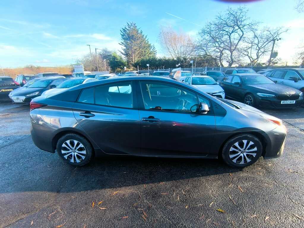Toyota Prius 1.8 Hybrid 202222 Vvti Active Hatchback 5 Seats Grey #5