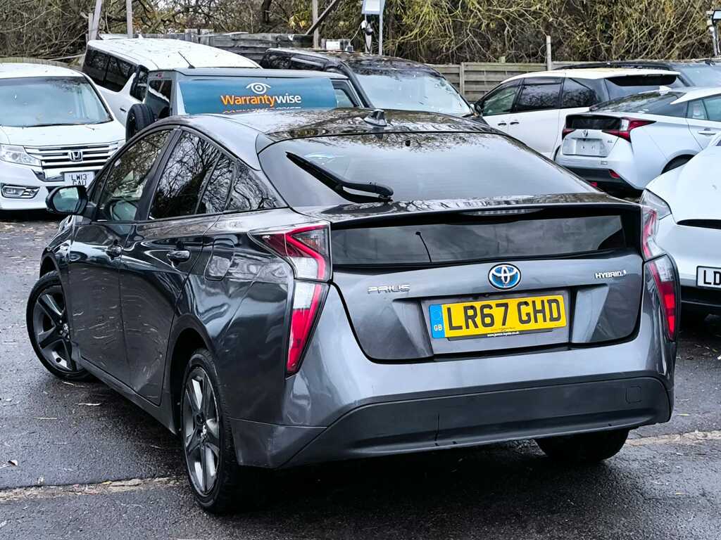 Toyota Prius 1.8 Hybrid 201767 Active 5 Seats Pco Ready U LR67GHD Grey #4