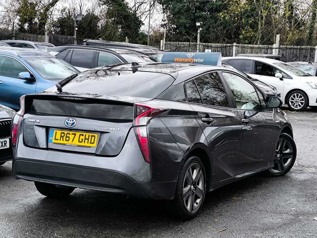 Toyota Prius 1.8 Hybrid 201767 Active 5 Seats Pco Ready U LR67GHD Grey #3
