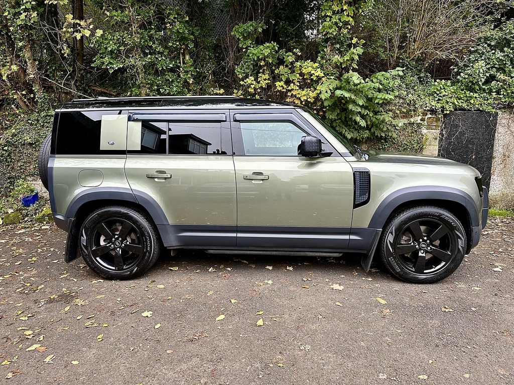 Land Rover Defender 110 Si4 Hse SW70EZH Green #2