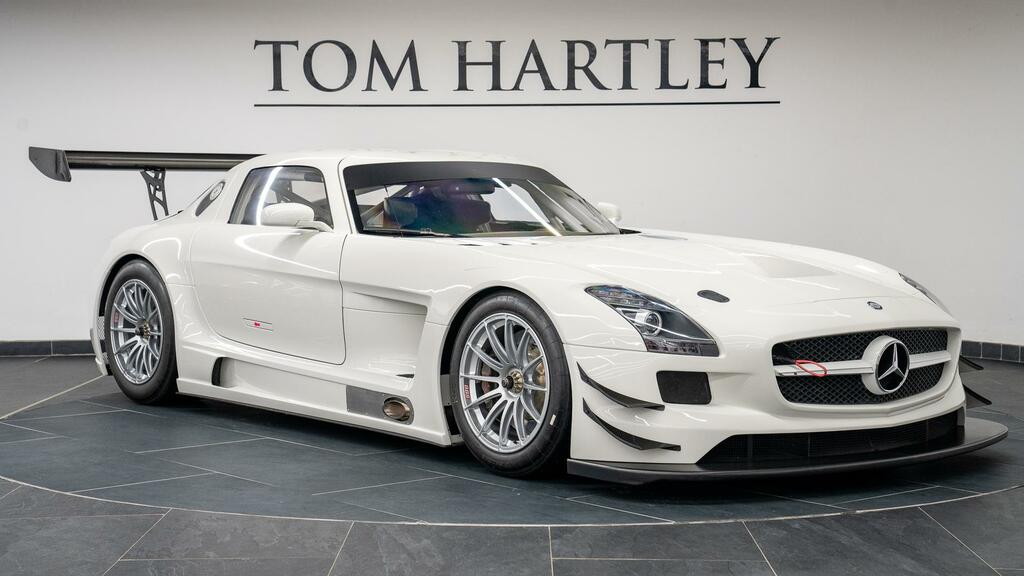 Mercedes-Benz SLS Roadster XX11XXX Red