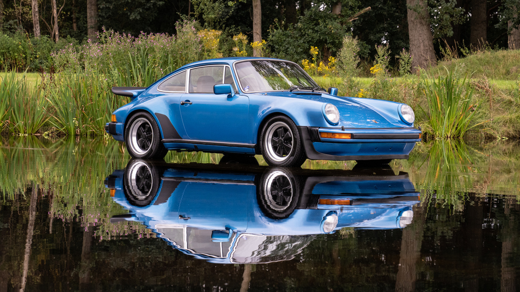 Porsche 911 930 Turbo 3.0 Blue