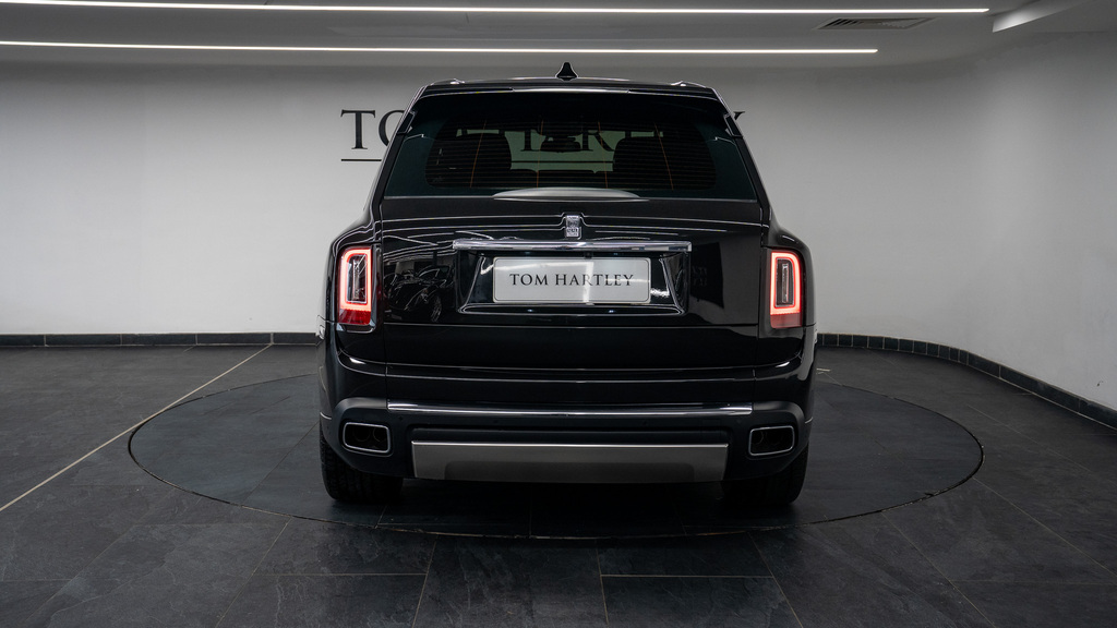 Rolls-Royce Cullinan V12 Black #6