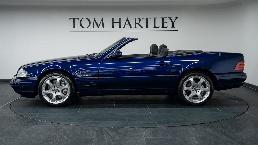 Mercedes-Benz SL Class Convertible X557BKU Blue #4