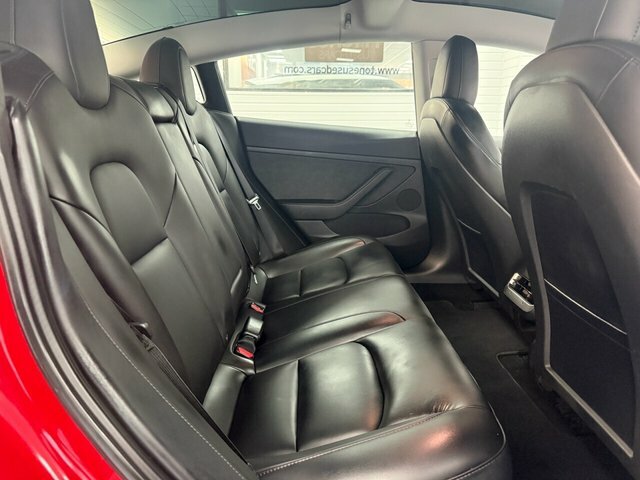 Tesla Model 3 Dual Motor Long Range Saloon 4 NG71FDA Red #3