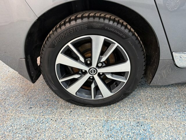 Nissan Leaf 40Kwh Acenta Hatchback 150 Ps SK71BWX Grey #3