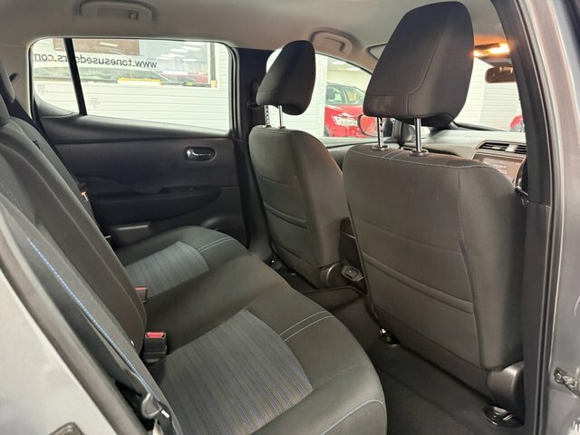 Nissan Leaf 40Kwh Acenta Hatchback 150 Ps SK71BWX Grey #4