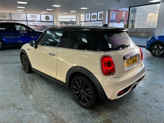 Mini Hatch Cooper S MA17NKJ White #5