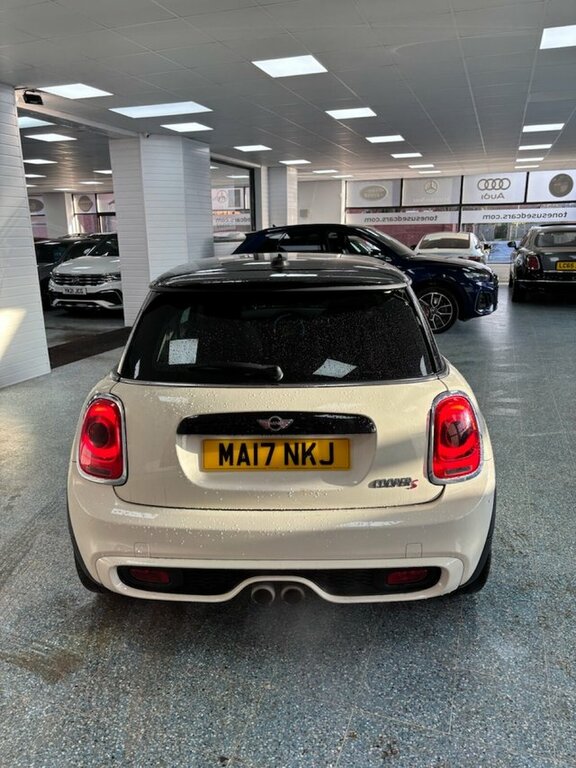 Mini Hatch Cooper S MA17NKJ White #4