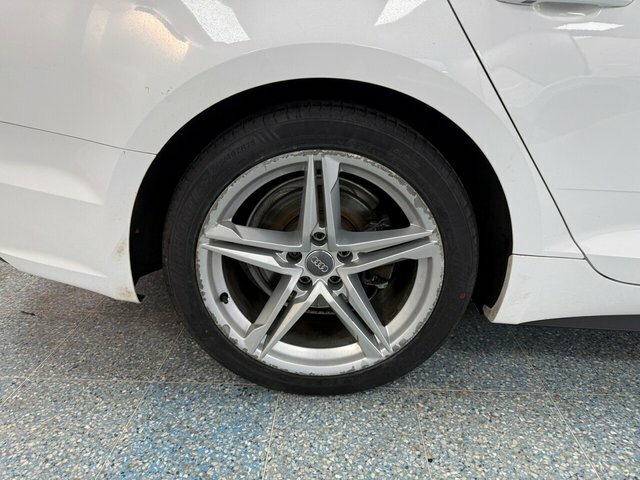 Audi A5 Hatchback SK67TKV White #3