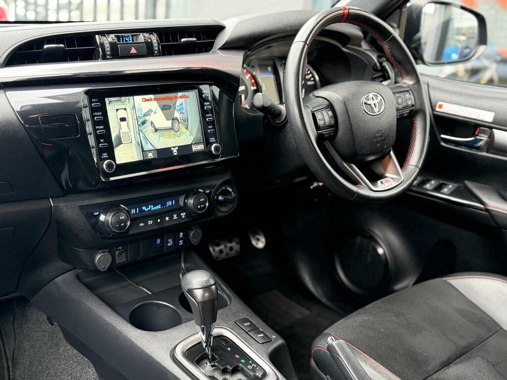 Toyota HILUX Pickup 2.4 D-4d Gr Sport 4Wd Euro 6 2024 Black #3