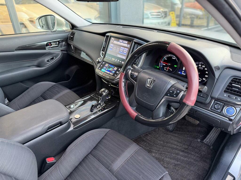 Toyota Crown Saloon 2490Cc Royal Saloon 201464 Black #3