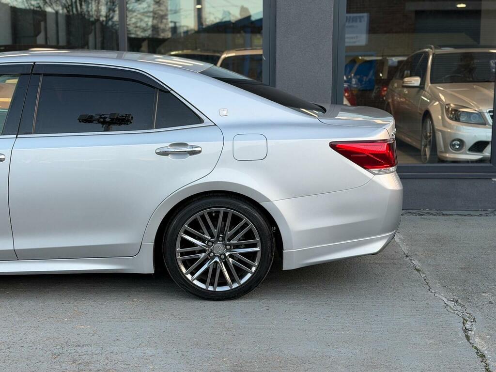 Toyota Crown Saloon 2490Cc Royal Saloon 201464 Black #6