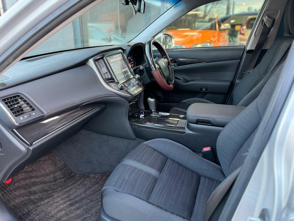 Toyota Crown Saloon 2490Cc Royal Saloon 201464 Black #16
