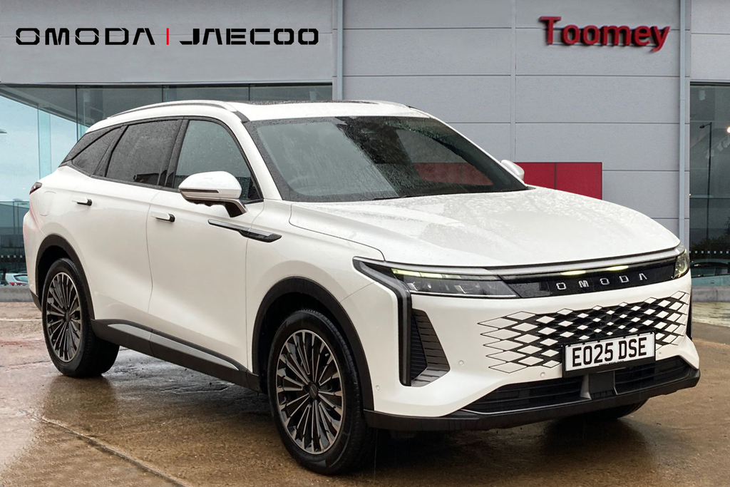 Omoda 9 1.5T Shs 34.46Kwh Noble Suv Plug In Hyb White