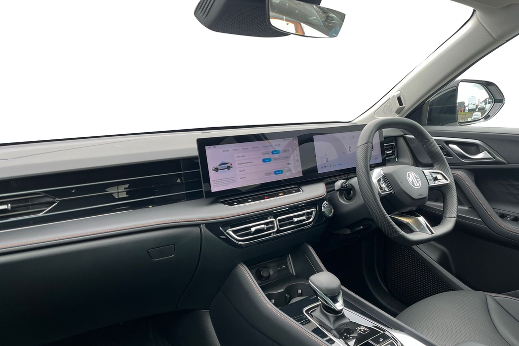 MG HS 1.5 Hybrid Plus Trophy Suv Hybrid White #2