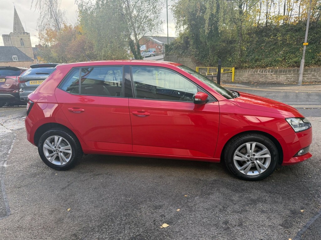 Skoda Fabia 1.0 Se Euro 6 Ss WM69PNF Red #2