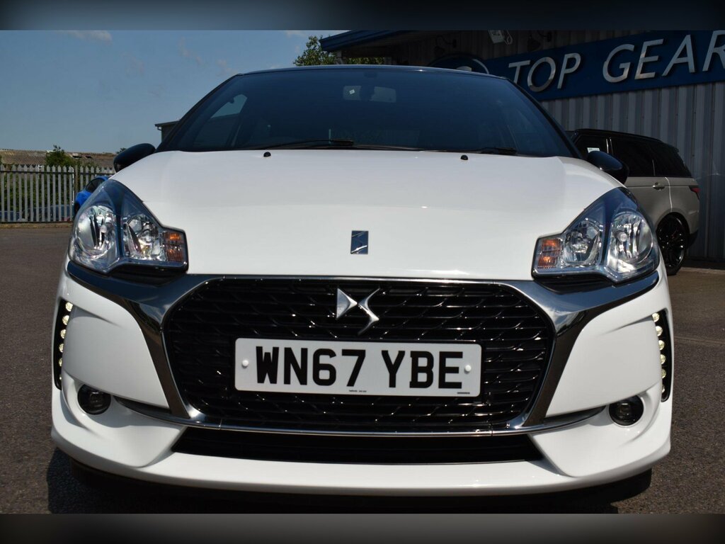 DS DS 3 1.2 Puretech Connected Chic Euro 6 White #2
