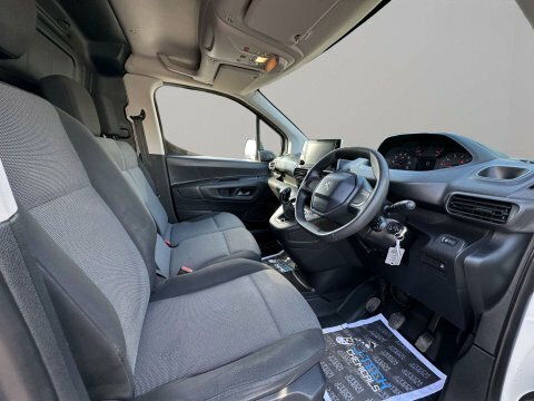 Peugeot Partner 2019 19 1.6 MF19TSU White #2