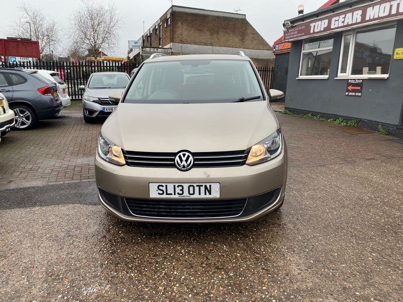 Volkswagen Touran Se Tdi Beige #3