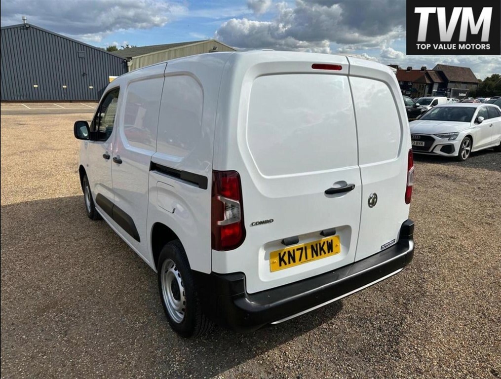 Vauxhall Combo 1.5 Turbo D 2000 Dynamic L1 H1 Euro 6 White #6