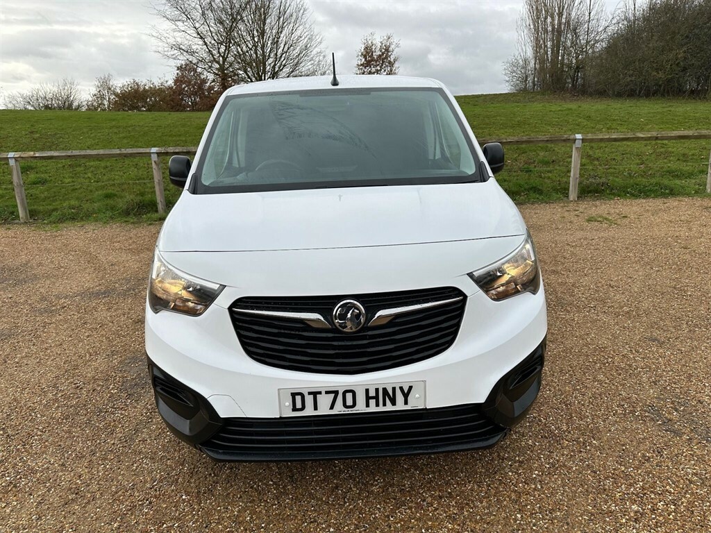 Vauxhall Combo 1.5 Turbo D 2300 Dynamic L2 H1 Euro 6 DT70HNY White #2
