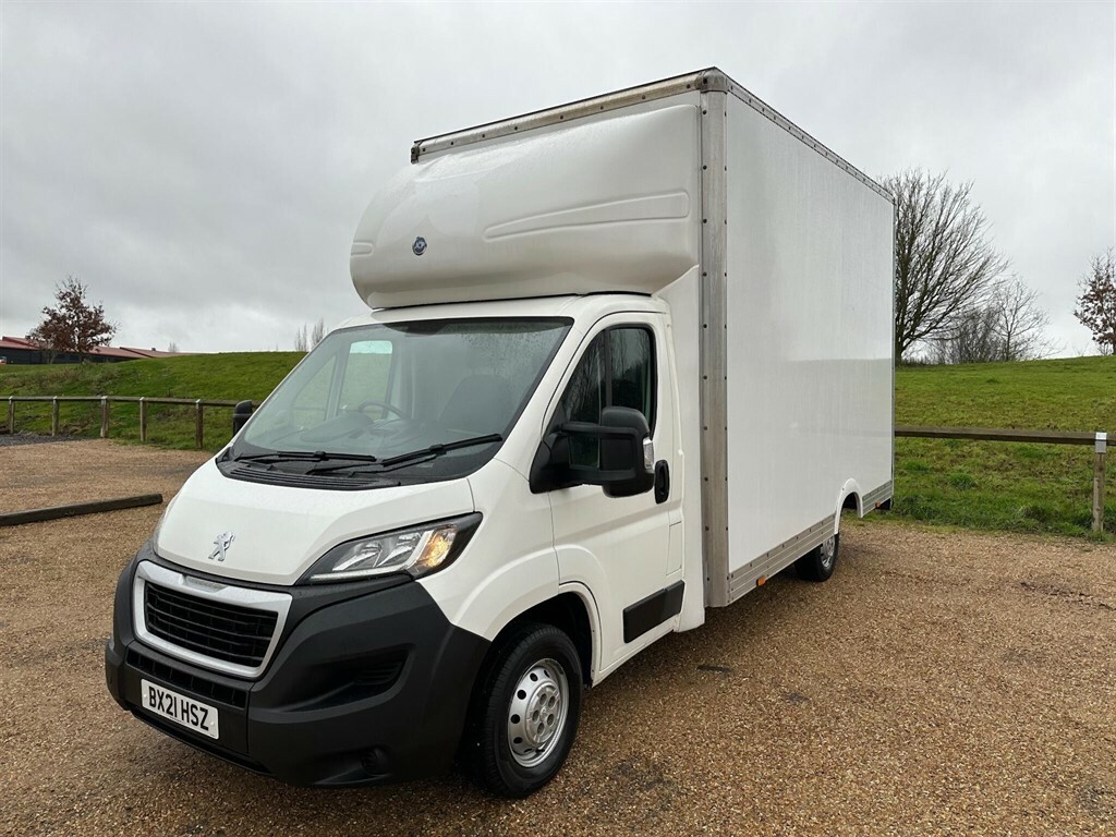 Peugeot Boxer 2.2 Bluehdi 335 Built For Business Low Floor Luton BX21HSZ White #3