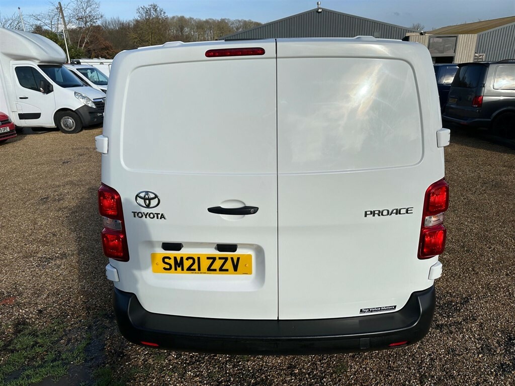 Toyota PROACE 1.5D Active Medium Panel Van Mwb Euro 6 Ss 6Dr White #6