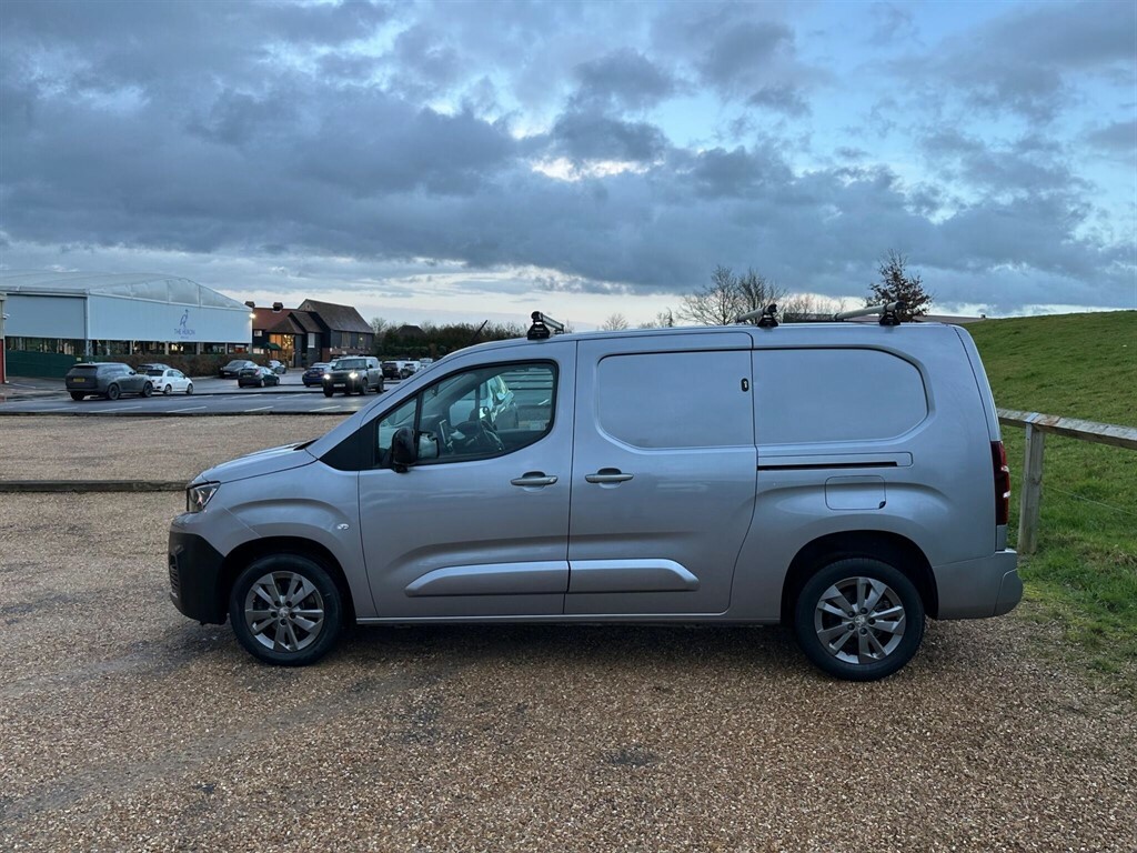 Peugeot Partner 1.5 Bluehdi 950 Asphalt Premium Long Panel Van Eat Grey #4