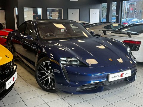 Porsche Taycan Performance Plus 93.4Kwh Blue