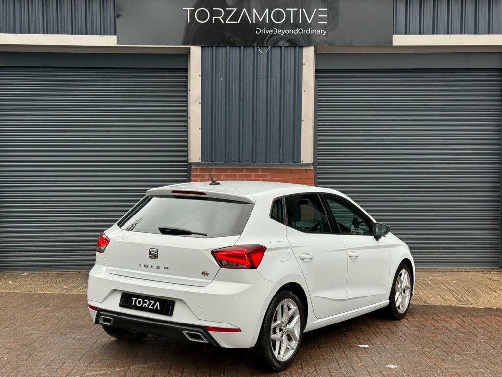 Seat Ibiza Ibiza Fr Tsi DG19CMF White #5