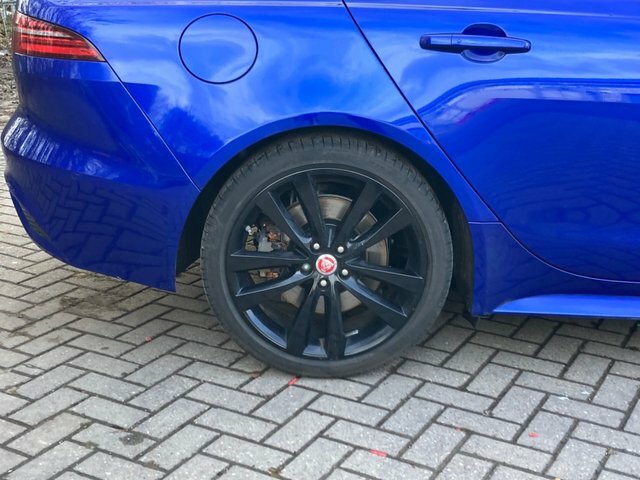 Jaguar XE 2.0 R-dynamic Se 247 Bhp DE69YFX Blue #4