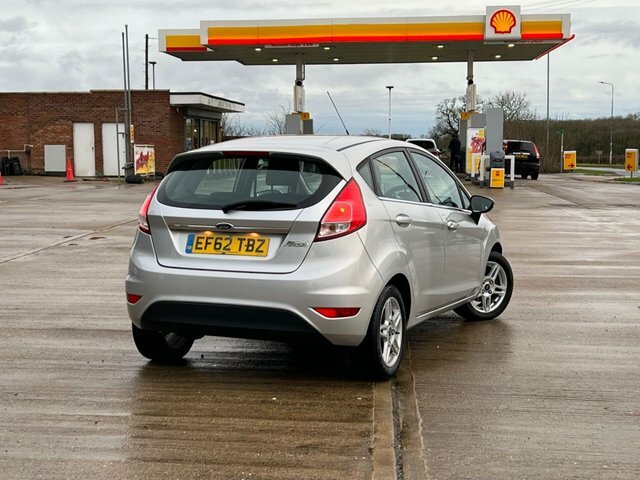 Ford Fiesta 1.2 Zetec 81 Bhp EF62TBZ Silver #2
