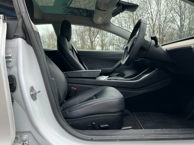 Tesla Model 3 0.0 Long Range Awd 302 Bhp White #4
