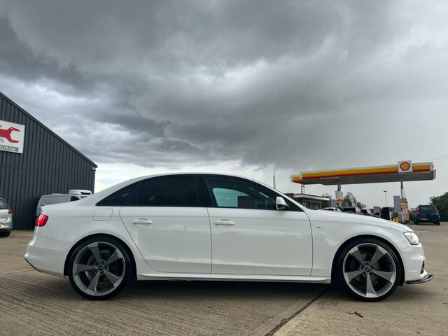Audi A4 1.8 Tfsi Black Edition S S 118 Bhp White #4