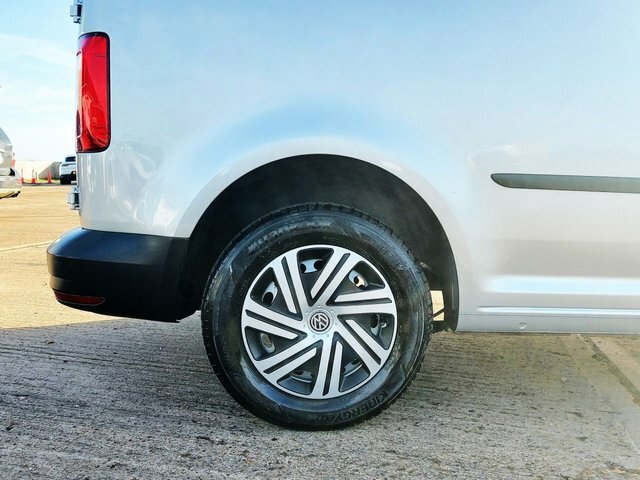 Volkswagen Caddy 1.6 C20 Tdi Startline 101 Bhp BV65HKF Silver #6
