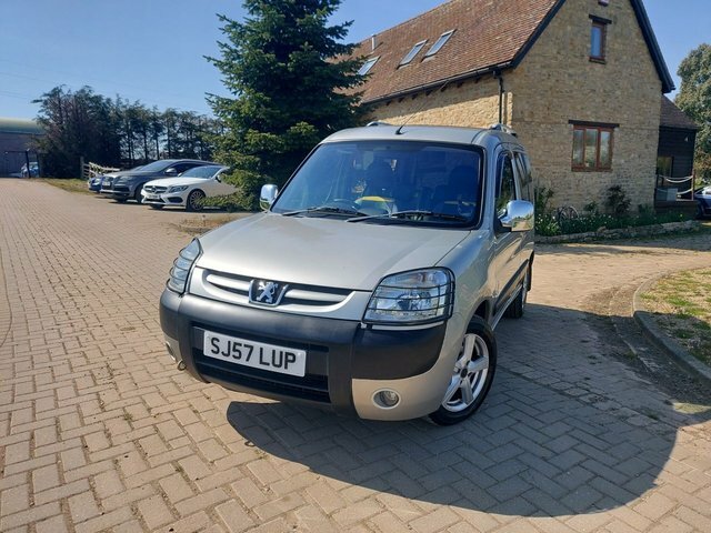 Peugeot Partner 1.3999999999999999L 74 Bhp Grey