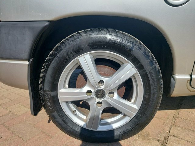 Peugeot Partner 1.3999999999999999L 74 Bhp Grey #5