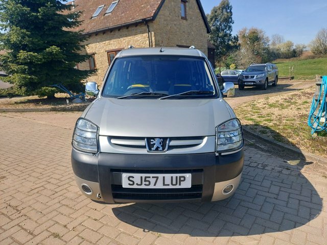 Peugeot Partner 1.3999999999999999L 74 Bhp Grey #2
