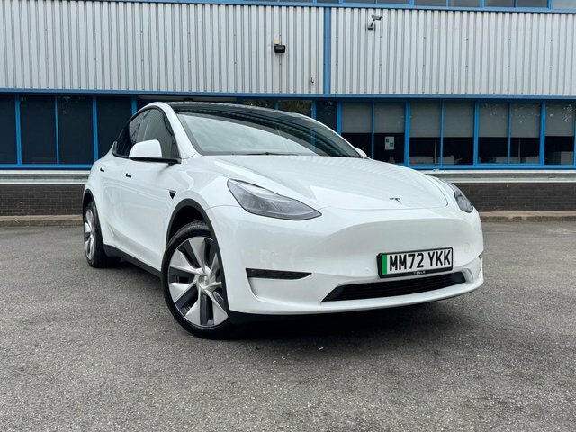 Tesla Model Y Dual Motor Long Range Suv 4Wde White