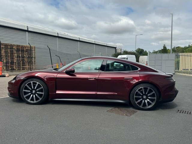 Porsche Taycan Performance Plus 93.4Kwh 4S Saloon Au DE22TZR Red #5