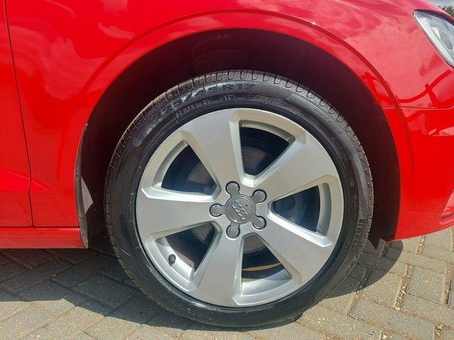 Audi A3 1.4 Tfsi Cod Sport Saloon S Tronic Euro Red #5