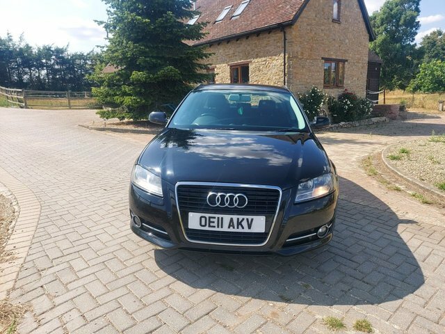 Audi A3 2.0 Tdi Sport Sportback S Tronic Euro 5 Black #2