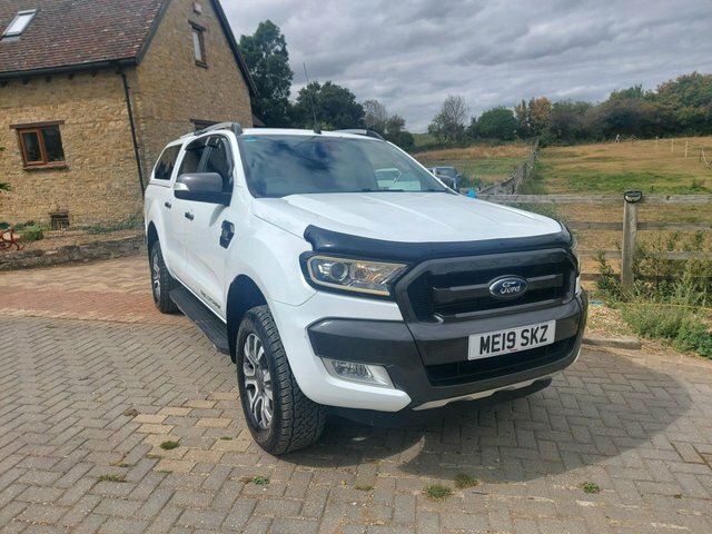 Ford Ranger 3.2 Tdci Wildtrak Pickup Double Cab Aut ME19SKZ White #3