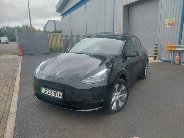 Tesla Model Y Dual Motor Long Range Suv 4Wde Black